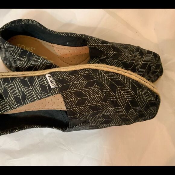 TOMS Women’s Deconstructed Alpargata Black & Tan Chevron Espadrilles Size 7 - Picture 6 of 13